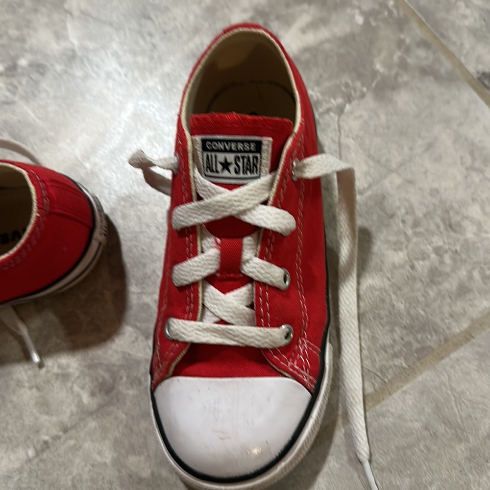 Red converse toddler shoes